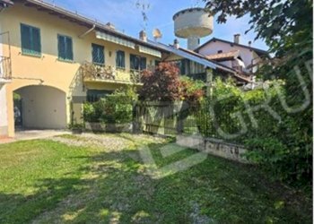 Giardino - Villa a Schiera via Motto Alto
6, Castelletto Sopra Ticino - foto 1