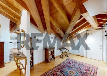 Hall / corridoio - Attic Via  Vincenzo Monti
 
23, Pavia - photo 3