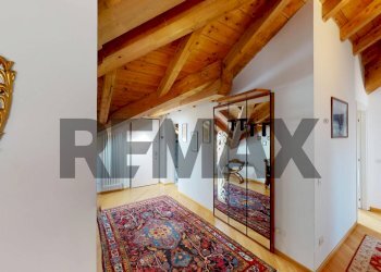 Hall / corridoio - Attic Via  Vincenzo Monti
 
23, Pavia - photo 6