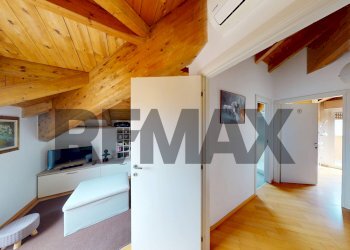 Hall / corridoio - Attic Via  Vincenzo Monti
 
23, Pavia - photo 26