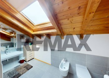 Bagno - Attic Via  Vincenzo Monti
 
23, Pavia - photo 34