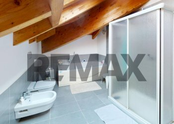 Bagno - Attic Via  Vincenzo Monti
 
23, Pavia - photo 37