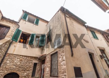 Edificio all\'aperto - Three-room apartment Via della Bubbolina
 
9, Semproniano - photo 4