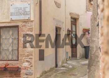 Edificio all\'aperto - Three-room apartment Via della Bubbolina
 
9, Semproniano - photo 5