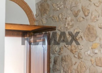 Dettagli - Three-room apartment Via della Bubbolina
 
9, Semproniano - photo 14