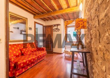 Soggiorno - Three-room apartment Via della Bubbolina
 
9, Semproniano - photo 31