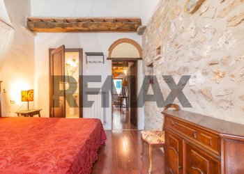 Camera / camera da letto - Three-room apartment Via della Bubbolina
 
9, Semproniano - photo 38