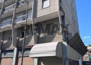 Edificio all\'aperto - Negozio Via Venticinque Aprile
21, Fidenza - foto 2