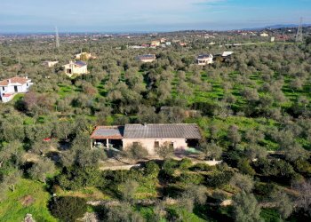 Vista delle montagne - Independent house S. V. Li Curuneddi Tronco A
 
snc, Sassari - photo 20