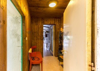 Hall / corridoio - Independent house S. V. Li Curuneddi Tronco A
 
snc, Sassari - photo 29