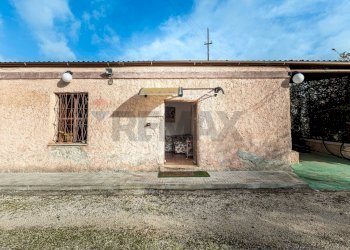 Casa all\'aperto - Independent house S. V. Li Curuneddi Tronco A
 
snc, Sassari - photo 37