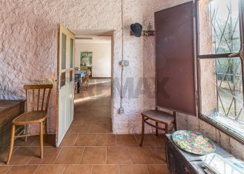 Hall / corridoio - Independent house S. V. Li Curuneddi Tronco A
 
snc, Sassari - photo 47