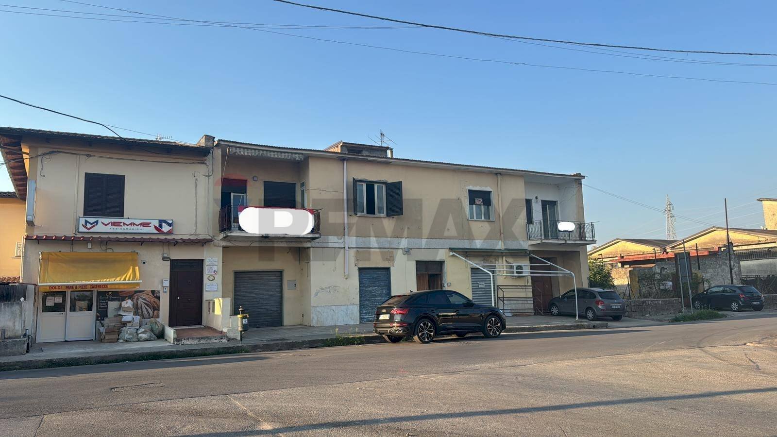 Edificio all\'aperto - Casa indipendente Corso Umberto I
67-69, Carinola - foto 3