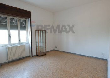 Stanza vuota - Casa indipendente Corso Umberto I
 
67-69, Carinola - foto 6