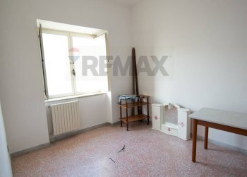 Stanza vuota - Casa indipendente Corso Umberto I
 
67-69, Carinola - foto 12