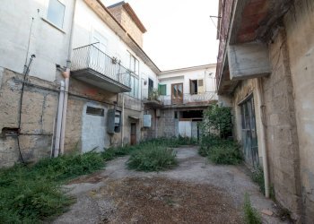 Edificio all\'aperto - Casa indipendente Corso Umberto I
 
67-69, Carinola - foto 25