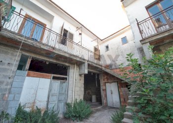 Edificio all\'aperto - Casa indipendente Corso Umberto I
 
67-69, Carinola - foto 28