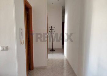 Hall / corridoio - Two-room apartment Via Bruno Falcomata'
28, Napoli - photo 3