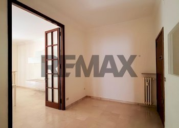 Stanza vuota - Apartment Via Anna Frank
9, Parma - photo 6