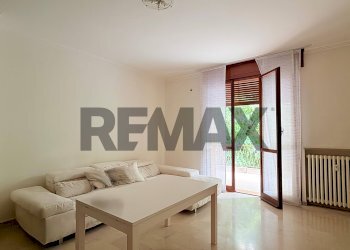 Soggiorno - Apartment Via Anna Frank
9, Parma - photo 8