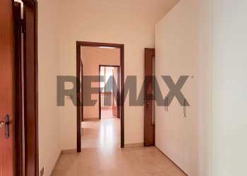 Hall / corridoio - Apartment Via Anna Frank
9, Parma - photo 16