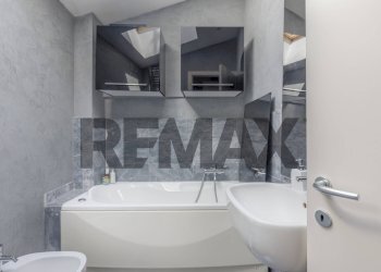 Bagno - Casa semi indipendente Strada Montanara
 
514, Parma - foto 29