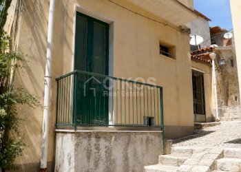 Foto 1 - Casa indipendente RONCO TELLARO
 
4, Noto - foto 1