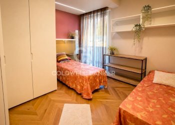 Foto 19 - Four-room apartment Via Paolo Toscanelli
 
31, Rimini - photo 19