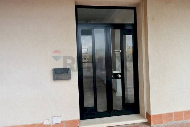 Edificio all\'aperto - Apartment Via Pietro Calamandrei
86, Vittoria - photo 2