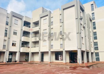 Edificio all\'aperto - Apartment Via Pietro Calamandrei
 
86, Vittoria - photo 1