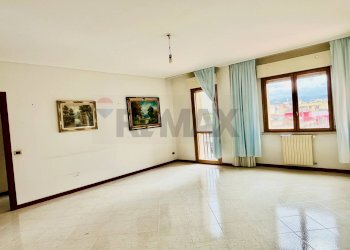 Stanza vuota - Apartment Via Pietro Calamandrei
 
86, Vittoria - photo 3