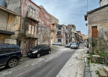 via umberto - Casa indipendente Via Umberto
 
59, Favara - foto 3