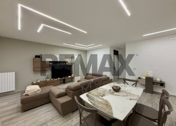 Sala da pranzo - Appartamento Via Cava Gucciardo Pirato
 
26, Modica - foto 10