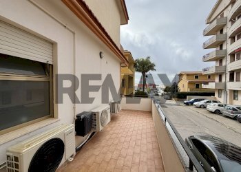 Balcone - Appartamento Via Cava Gucciardo Pirato
 
26, Modica - foto 25
