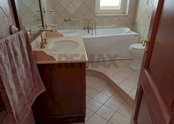 Bagno - Appartamento Via Leon Battista Alberti
 
1, Favara - foto 15