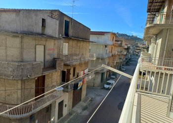 Balcone - Appartamento Via Leon Battista Alberti
 
1, Favara - foto 32