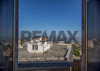 Edificio all\'aperto - Three-room apartment Corso Marrucino
 
120, Chieti - photo 13