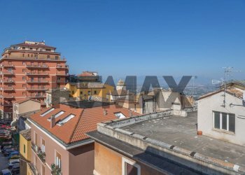 Edificio all\'aperto - Three-room apartment Corso Marrucino
 
120, Chieti - photo 14