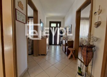 Foto 2 - Apartment via miramare
 
16, Lignano Sabbiadoro - photo 2