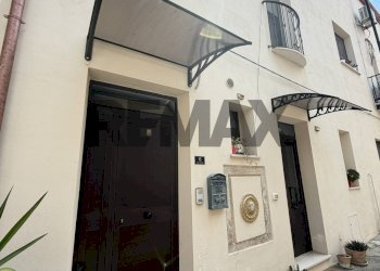 Edificio all\'aperto - Four-room apartment Vico I di Tillo
 
6, Ururi - photo 14