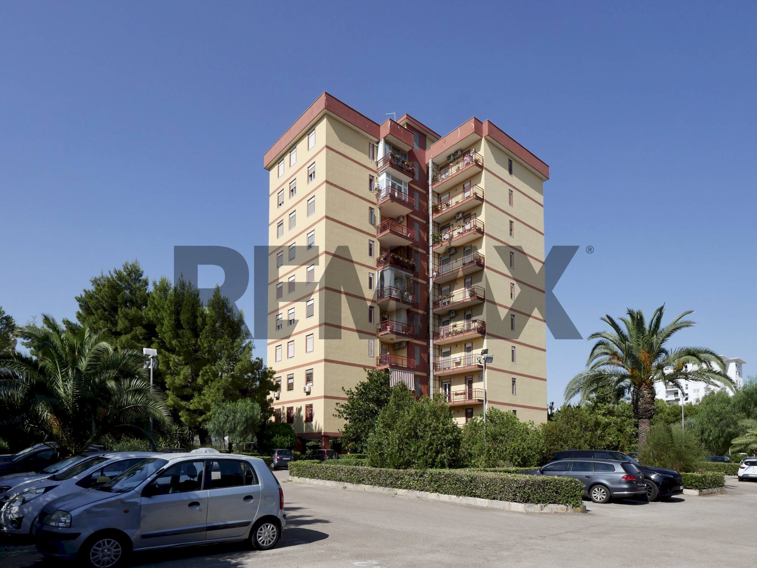 Edificio all\'aperto - Quadrilocale Via Colonnello Lorenzo D'avanzo
 
1, Bari - foto 3