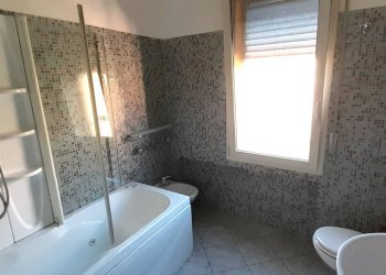 Foto 10 - Trilocale Via Ripagrande
 
101, Ferrara - foto 10