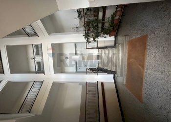 Hall / corridoio - Non-buildable land via Oberdan
63, Brescia - photo 30