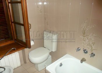 SAM_1501.JPG - Casale Barberino di Mugello - photo 9