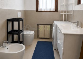 AFFITTO COURMAYEUR - BAGNO COMPLETO CON BOX DOCCIA - Two-room apartment Courmayeur - photo 11