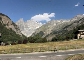 AFFITTO COURMAYEUR - VISTA - Two-room apartment Courmayeur - photo 18