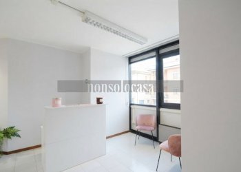 SALA D\'ATTESA - Office Via Pietro Cestellini, Perugia - photo 3