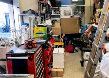 3 - Magazzino all'asta Via del Campasso 56r, Genova (zona Sampierdarena) - foto 2