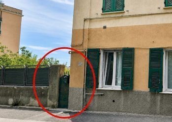 2 - Warehouse at auction Via Borgoratti 65A, Genova (neighborhood San Martino) - photo 1