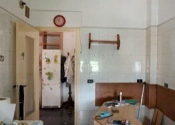 8.jpg - Four-room apartment at auction Via delle Gavette 39B, Genova (neighborhood Staglieno) - photo 8